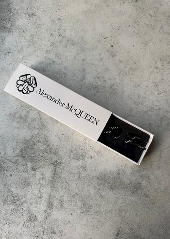 Alexander McQueen Siyah Bağcık - Görsel 5