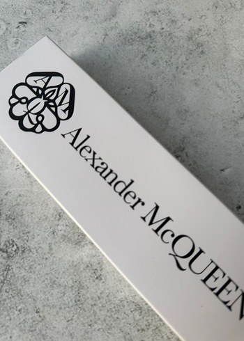 Alexander McQueen Beyaz Bağcık - Görsel 6