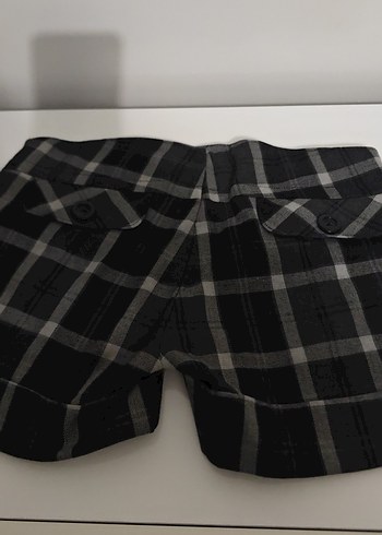 Düğmeli Gri Ekoseli Kadın Mini Şort - Görsel 5