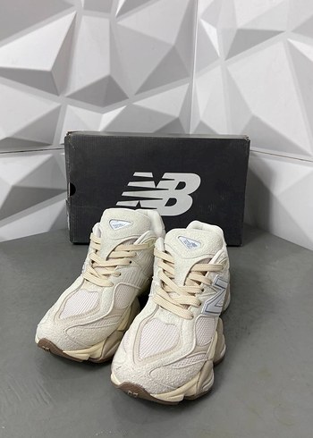 38 Beden New Balance Spor Ayakkabı