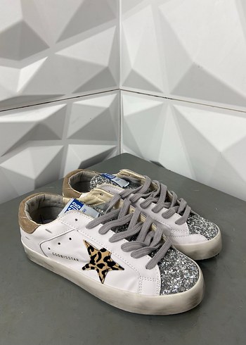 Golden Goose Sneaker