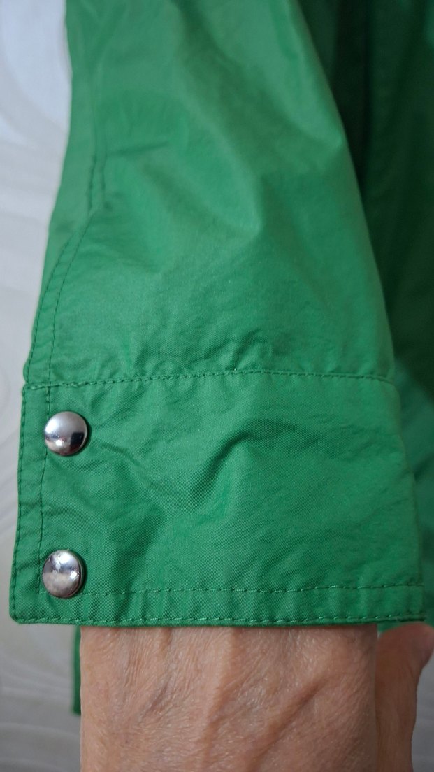 Yeşil Kadın Midi Boy Yağmurluk - Görsel 3