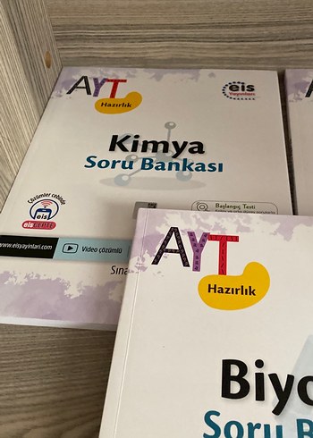  AYT Kimya ve TYT Biyoloji Soru Bankası