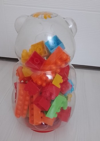 Diğer Renkli Lego Blokları Ayıcık Kutuda