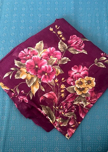 Bordo İpek Görünümlü Çiçek Desenli Kadın Fular yazma - Görsel 4