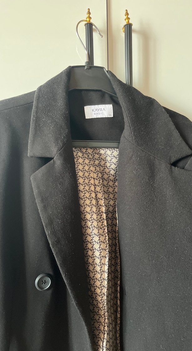 Siyah Düğmeli Uzun kaban - Görsel 5