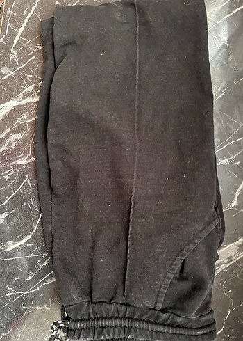 Kadın Siyah Nakışlı Keten Rahat Paça Eşofman - Görsel 3