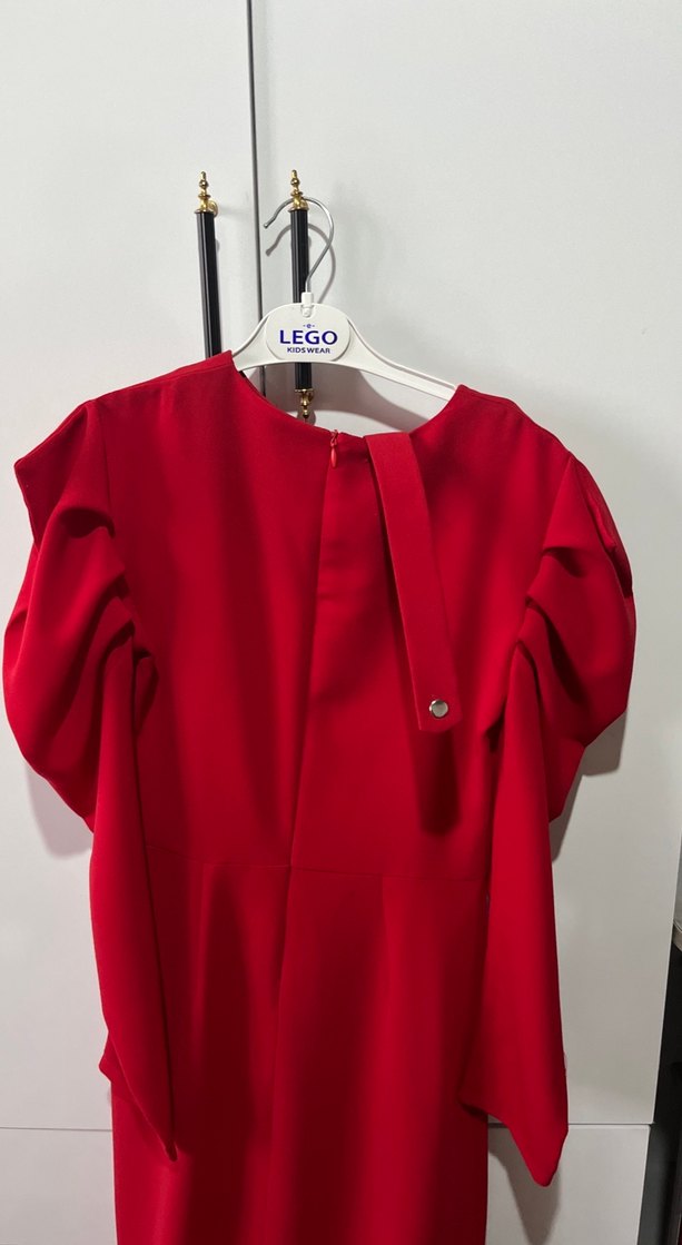 Kemer Detaylı Kırmızı Uzun Elbise - Görsel 5