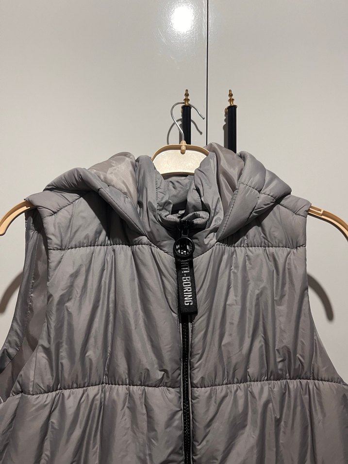 Gri Kapüşonlu Kadın Şişme Yelek - Görsel 2