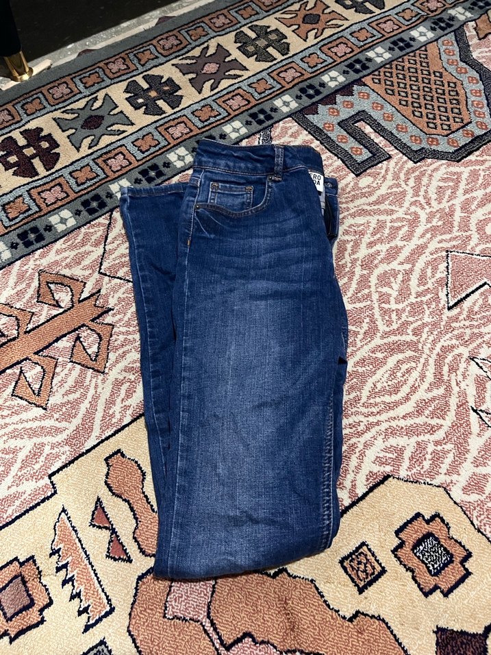 Kadın Koyu Mavi Bağlamalı Sıkı Kesim Kot Pantolon - Görsel 3