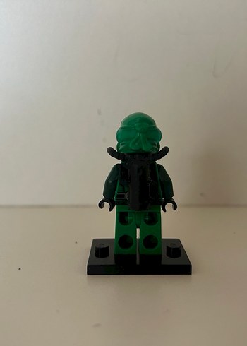 Lego Ninjago Lloyd Seabound Minifigürü - Görsel 2
