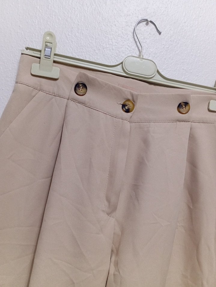 Bej Düğmeli Kadın Kumaş Pantolon - Görsel 3