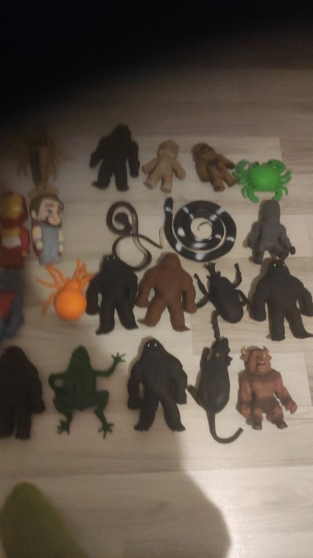 Çok Renkli Aksiyon Figürleri Seti - Görsel 2