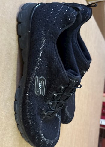 Skechers 41
