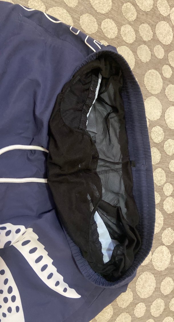 Lacoste Erkek Mavi Baskılı Yırtmaçlı Mayo - Görsel 3