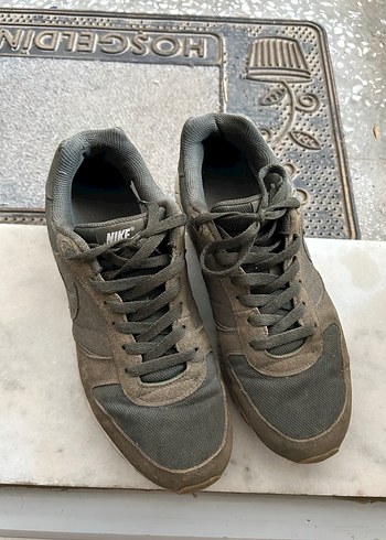 Nike erkek Bağcıklı Spor Ayakkabı