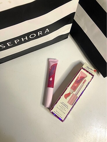 Lanolips lip water