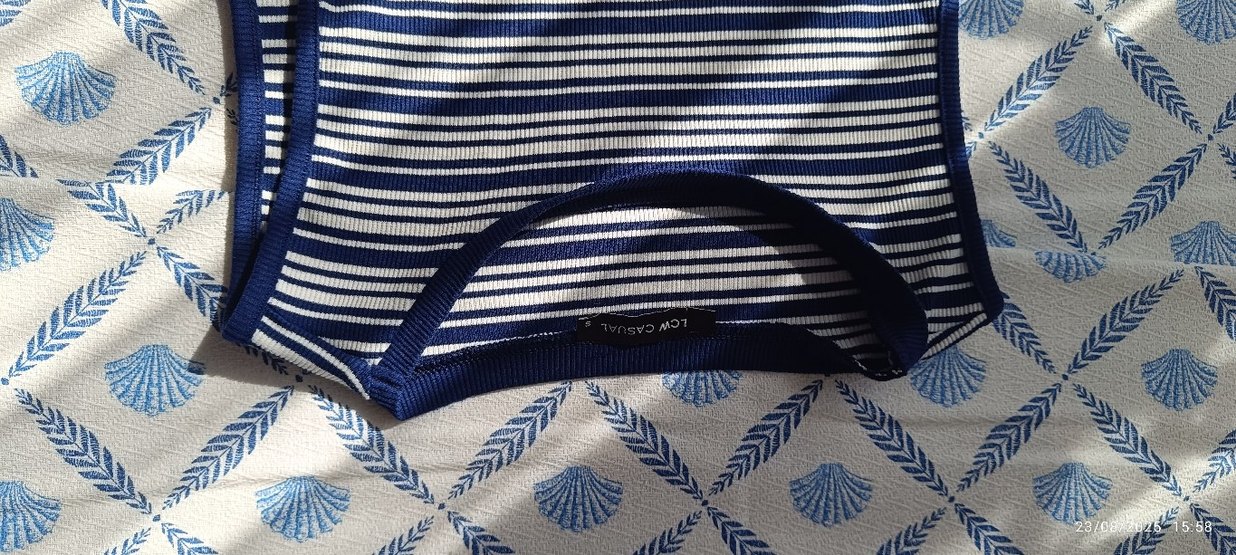 Çizgili Uzun Sıfır Kol Elbise - Görsel 4