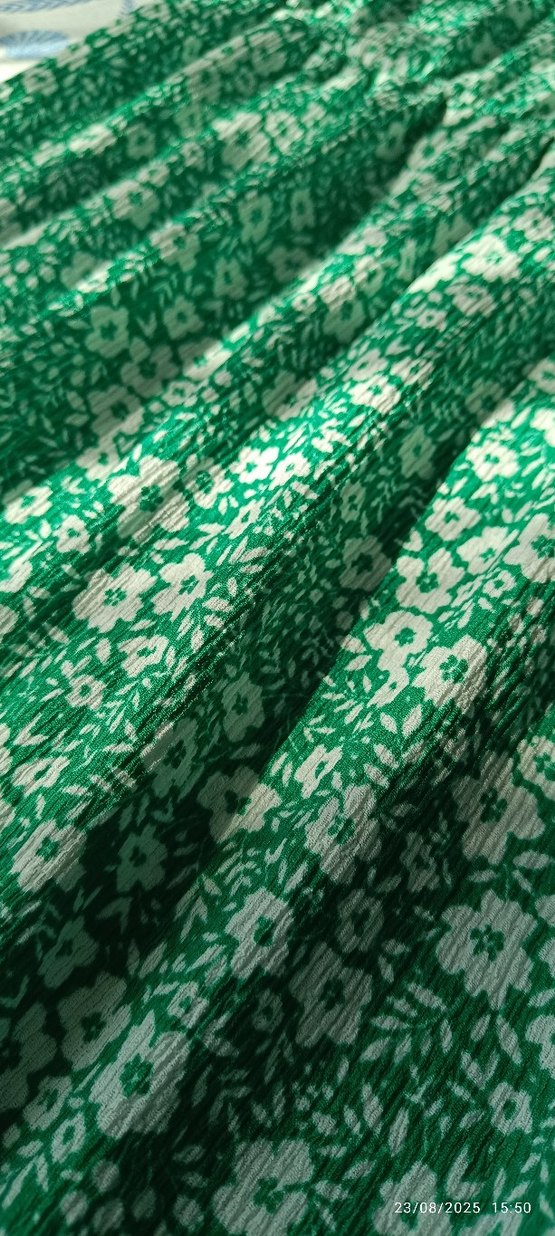 Yeşil Çiçek Desenli midi tek omuz Elbise - Görsel 2