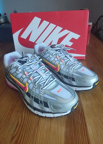 Nike P-6000