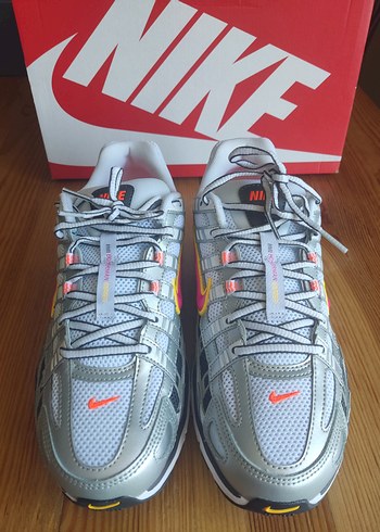 40,5 Beden Nike P-6000