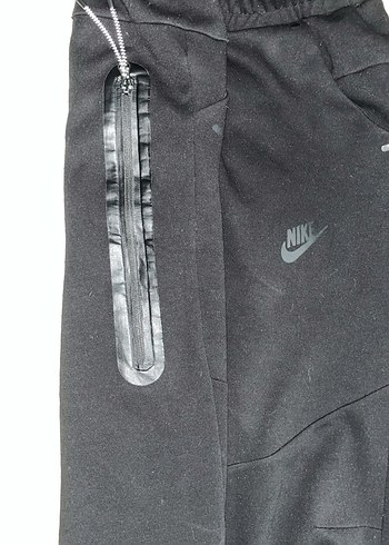 n2025 Nike tech siyah eşofman altı - Görsel 4
