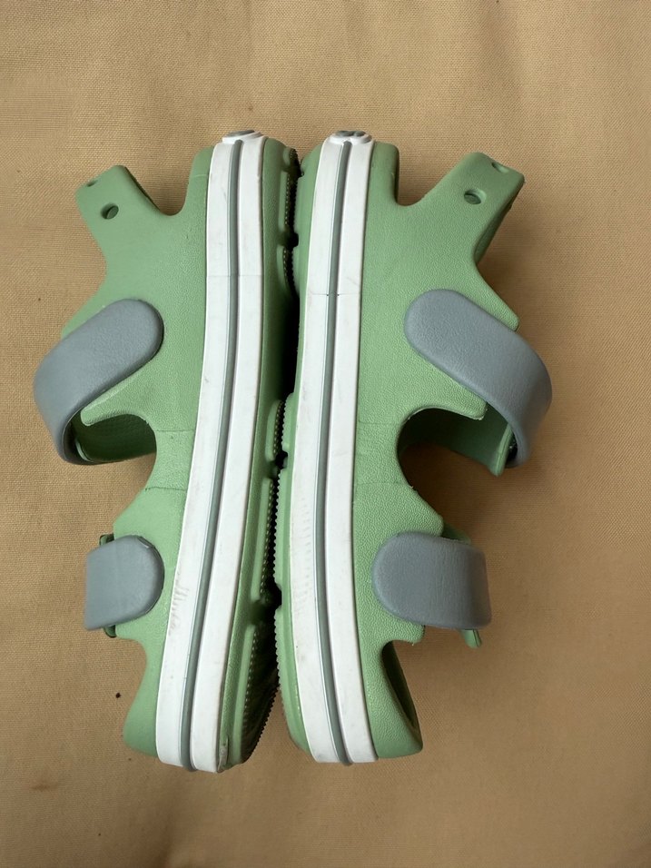 Crocs Yeşil Tokalı Çocuk sandaleti - Görsel 3