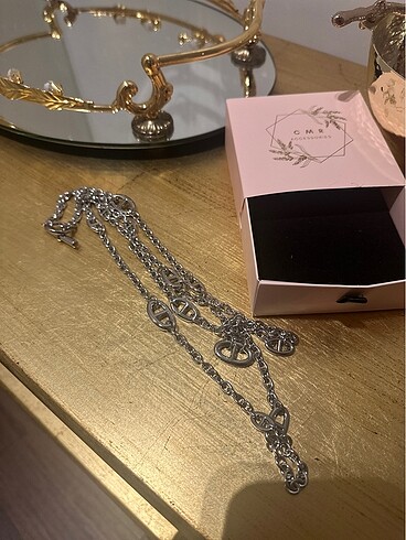 Hermes kolye