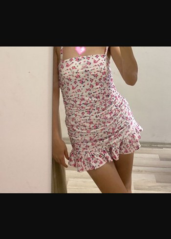 Çiçek Desenli Mini Strappy Elbise