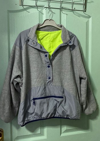 Gri Düğmeli Yüksek Yakalı çiftaraflı Sweatshirt