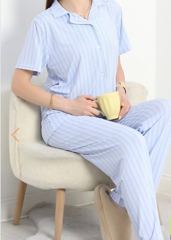 Mavi Çizgili Kadın Kısa Kollu Pijama Takımı