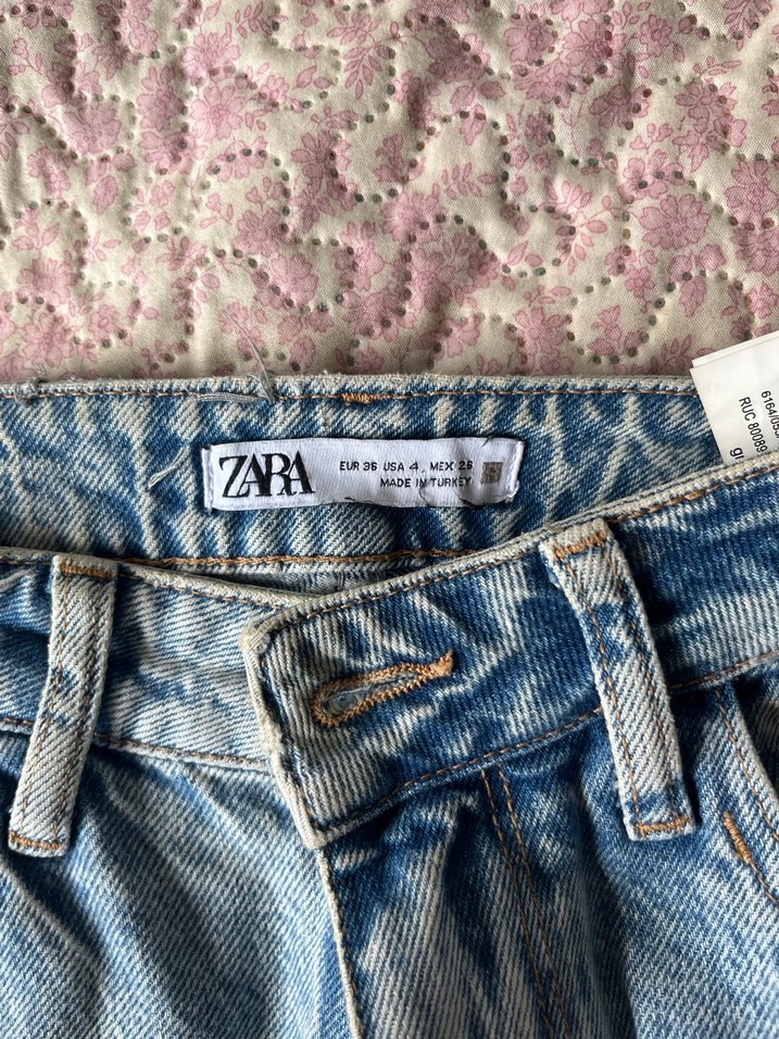 Zara straight fit mavi renk jean - Görsel 3