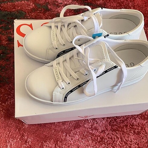 38 Beden Guess ayakkabi