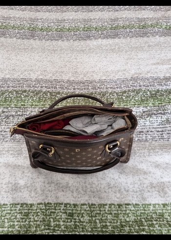 pier cardin Orjinal ikin el çanta  çantanın üç gözü vardır - Görsel 3