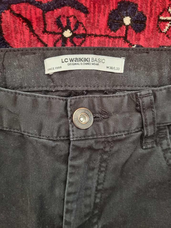 Kadın Siyah Kumaş Kemerli Pantolon - Görsel 3