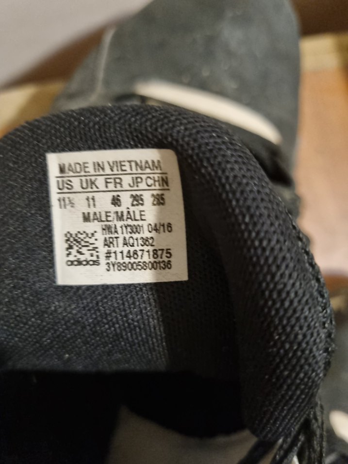 Erkek Adidas siyah Ayakkabısı 46 numara orjinaldir - Görsel 4