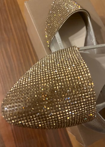 Marjin Altın Rengi babet - Görsel 2