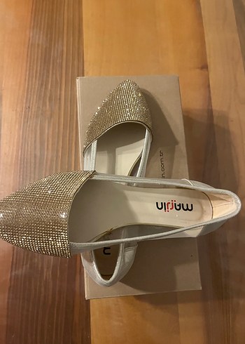 Marjin Altın Rengi babet - Görsel 3