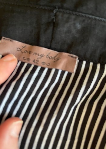 Adil ışık marka Düğmeli Çizgili Siyah beyaz Kolsuz Kadın Gömlek - Görsel 8