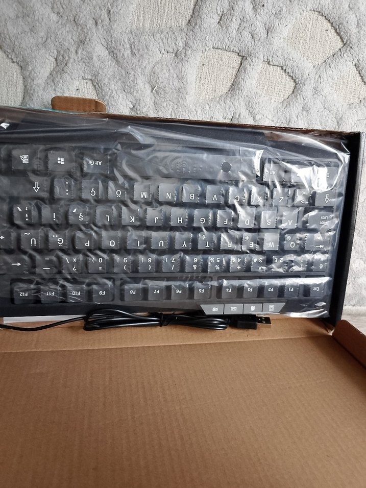 Kablolu Siyah Q Klavye everest marka sıfır - Görsel 4