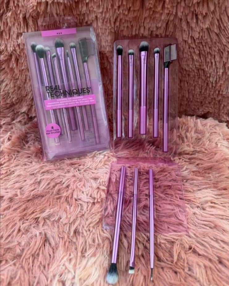 DİP FİYAT Real Techniques Pembe Makyaj Fırça Seti - Görsel 2