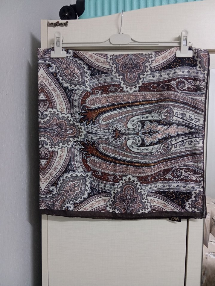 Bohem Tarzda Kahverengi Desenli Kadın eşarp - Görsel 2