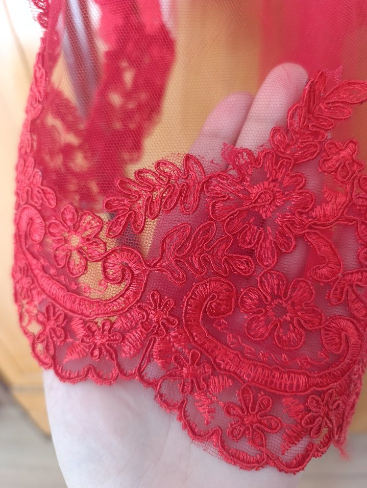 Kırmızı Dantel İşlemeli Yuvarlak Gelin Duvağı ve kurdele - Görsel 2