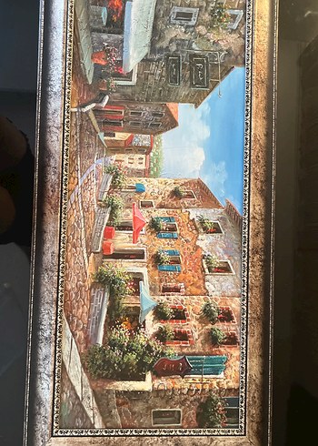 Çok Renkli Koyu Tonlarda Sokak Manzarası Tablosu