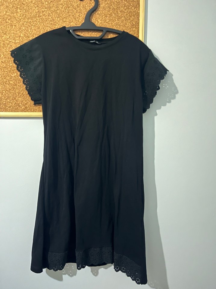 Siyah Kısa Kollu Elbise - Görsel 2