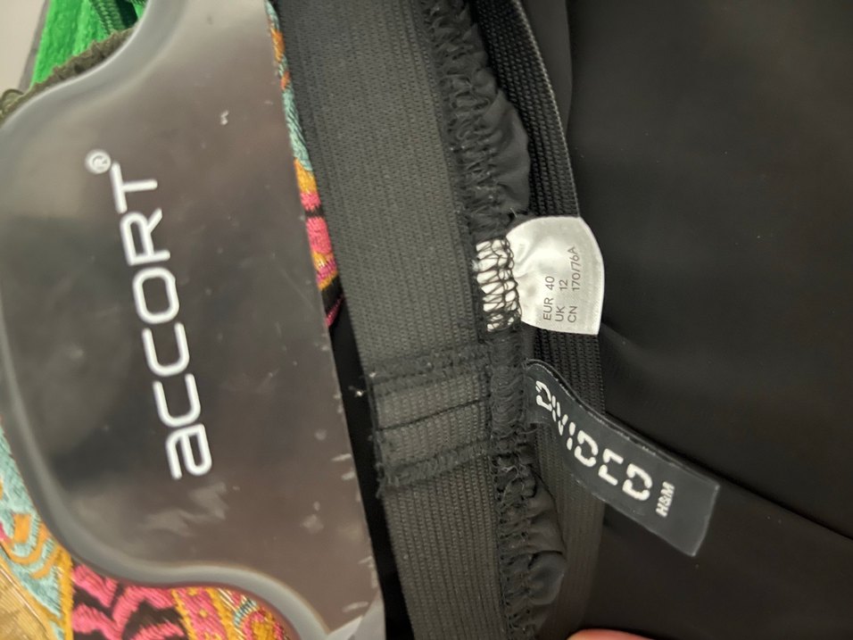 Siyah Uzun Dökümlü Mini Kadın Etek - Görsel 3