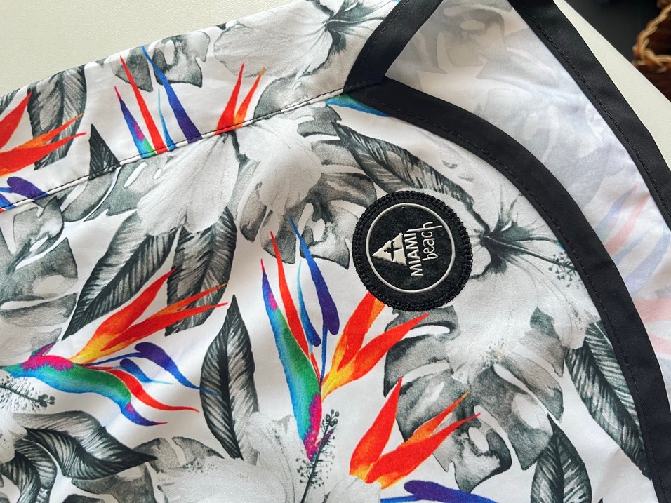 Renkli Desenli Deniz Şort - Görsel 2