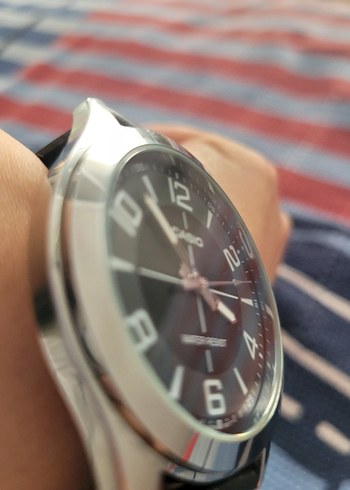 Beden Casio Erkek Gri Deri Kordonlu Saat