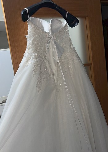 Straplez A Kesim Uzun Beyaz Gelinlik - Görsel 8