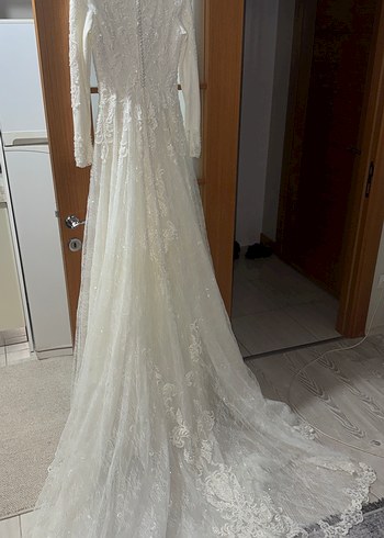 Uzun Kollu Yüksek Yakalı Vintage Prenses Gelinlik - Görsel 9